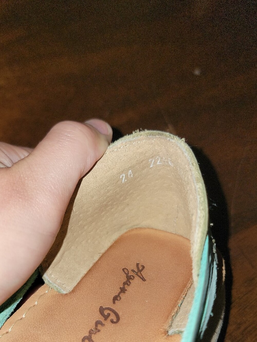 Light Blue Floral-Embossed Slip-On Moccasins Sz 7 - Picture 10 of 12